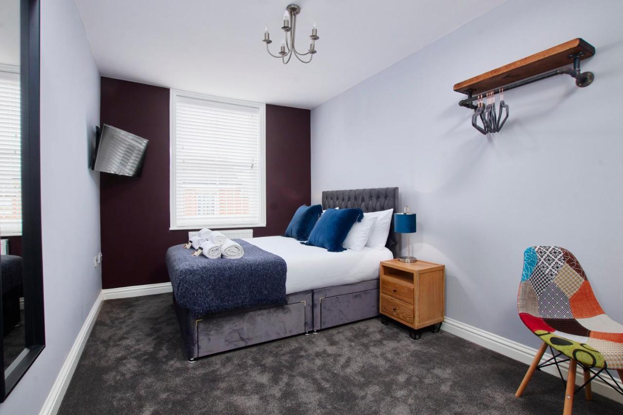 Delven House, Apartment 5 - Self Check-In, Self-Catering Serviced Apartment For East Midlands Airport Касъл Донингтън Екстериор снимка