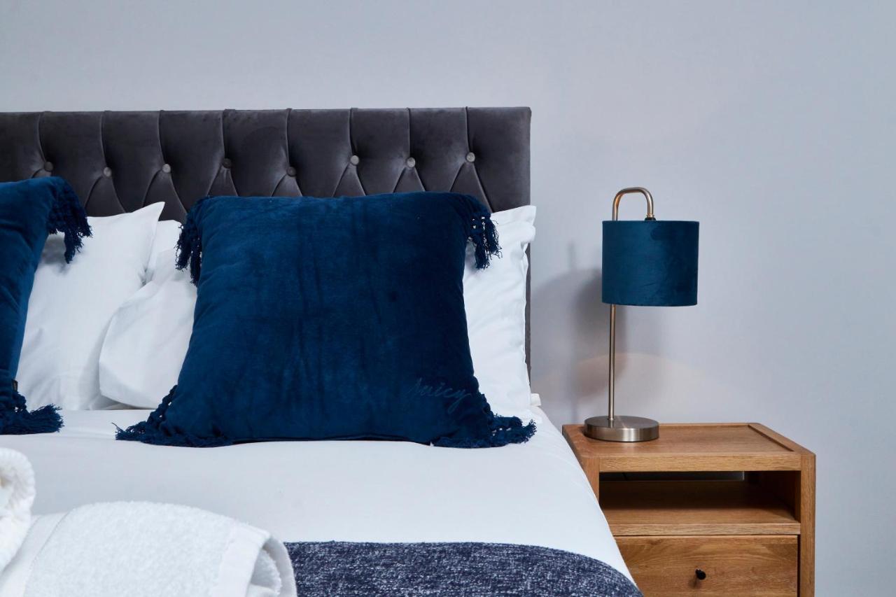 Delven House, Apartment 5 - Self Check-In, Self-Catering Serviced Apartment For East Midlands Airport Касъл Донингтън Екстериор снимка